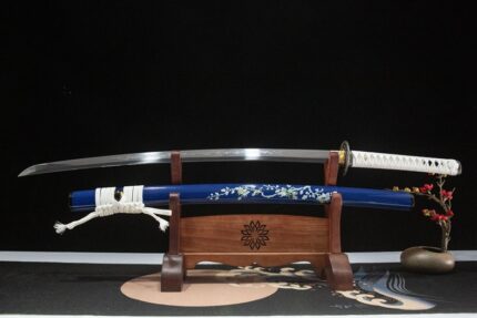 Snow Lotus Warrior: Hand Forged Japanese Katana T10 Steel Blade Blue Saya