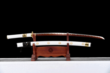 Frost Blade‌: Hand Forged Japanese Katana Red Manganese Steel Blade White Saya