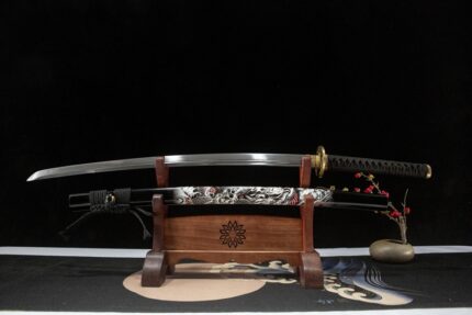 Dragon's Resplendence: Hand Forged Japanese Katana Folded Steel Blade Black Saya