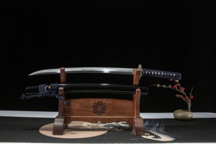 Xuan loong: Hand Forged Japanese Katana T10 Steel Clay Tempered Blade Black Saya
