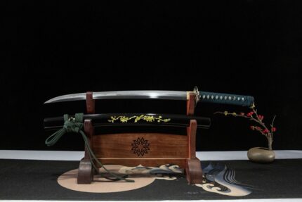 Night Bamboo: Hand Forged Japanese Katana T10 Steel Blade Black Saya